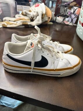 Nike Size 10 Sneakers